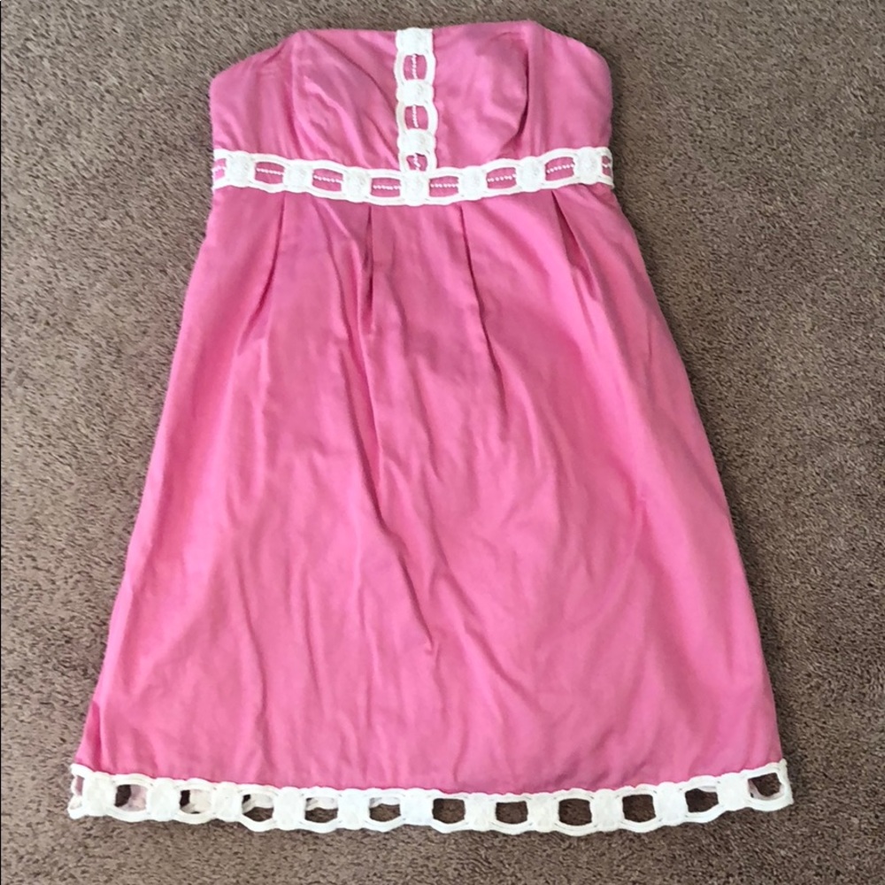 Lilly Pulitzer pink and white dress! Super cute!